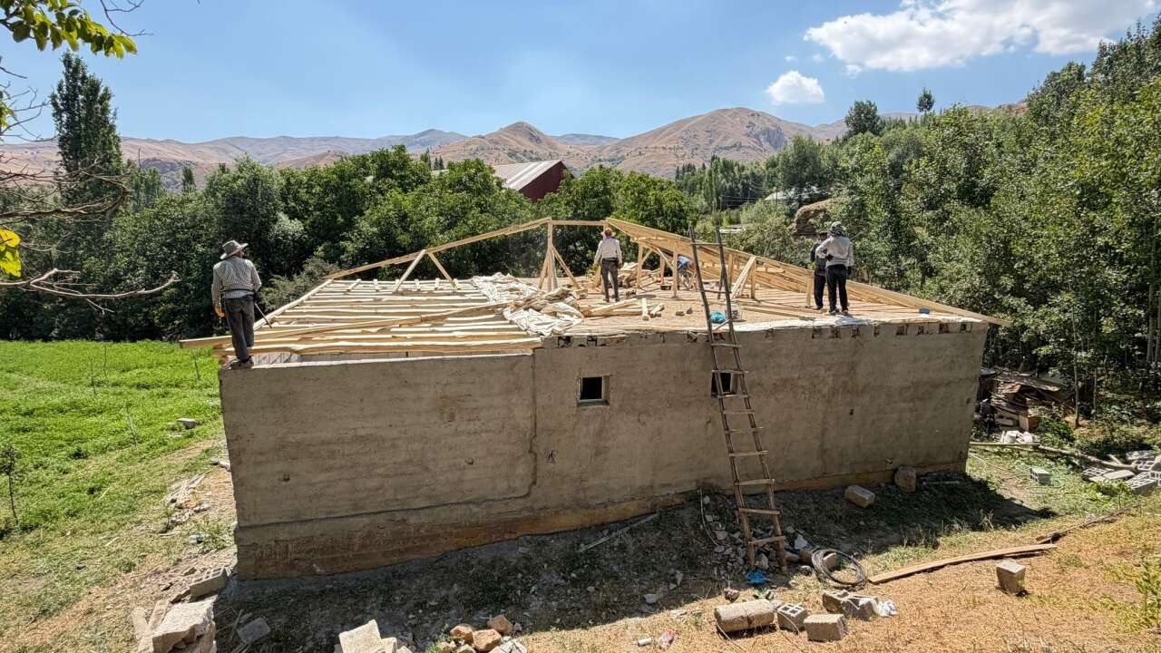 Yer minderinde çalışıp Fen Lisesini kazandılar! İkizlerin hayatı değişiyor 6